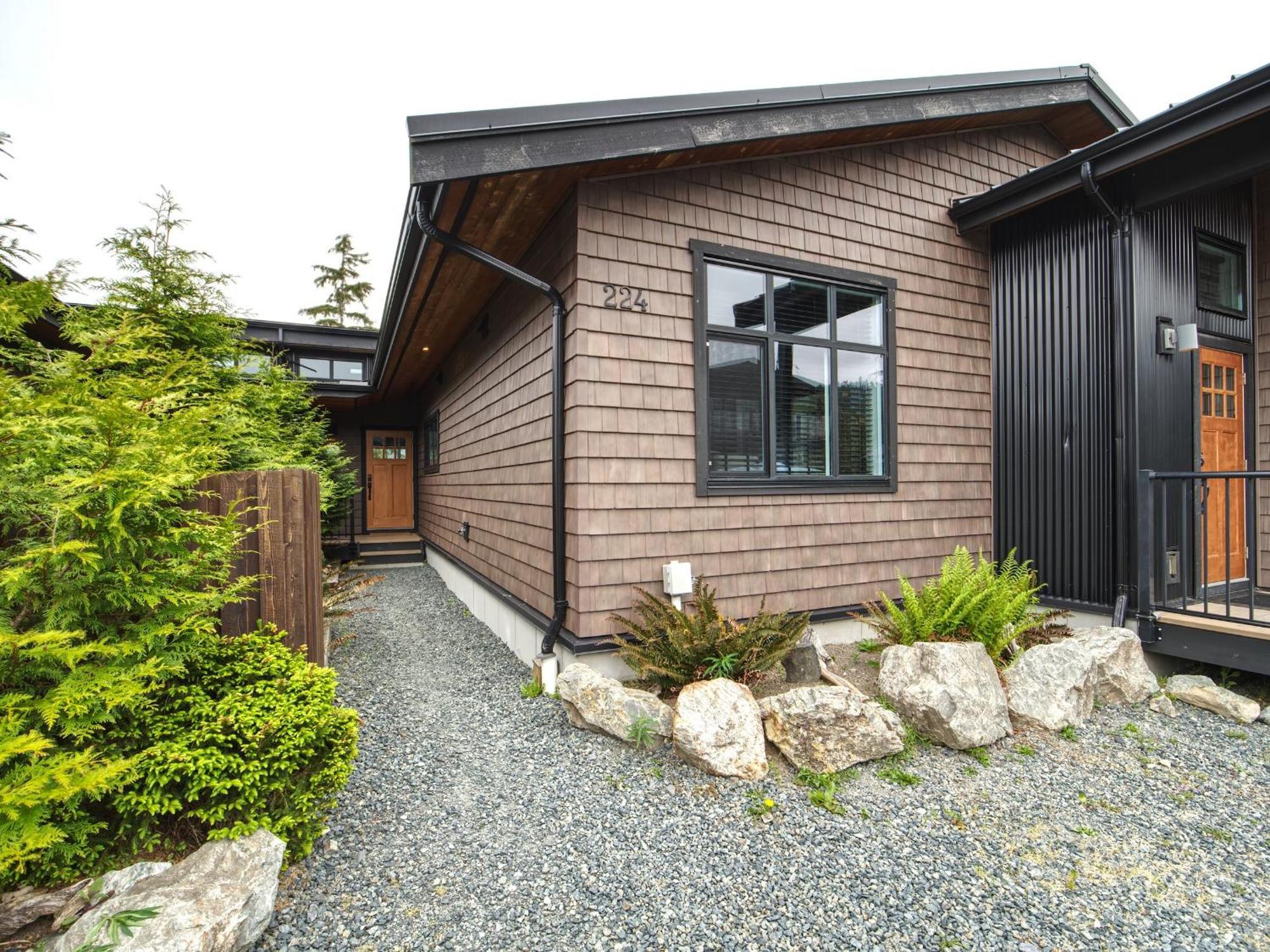Handsome Dan'S Vacation Cottage Rentals Port Renfrew Bagian luar foto