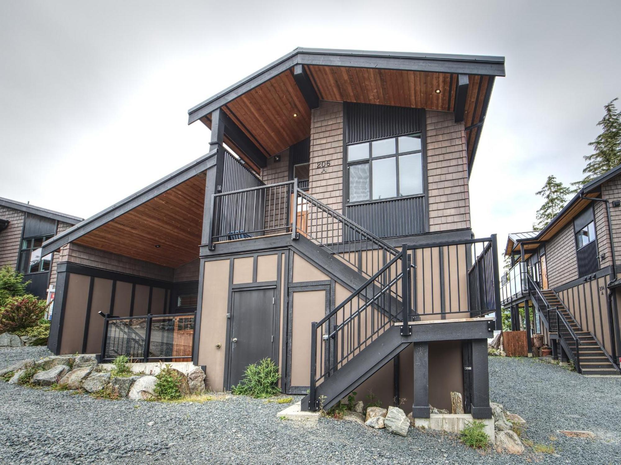 Handsome Dan'S Vacation Cottage Rentals Port Renfrew Bagian luar foto