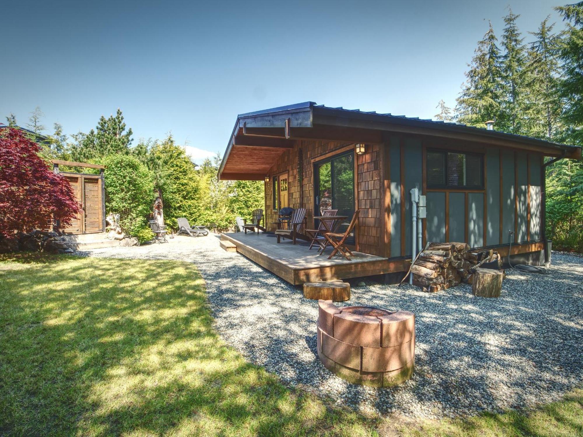 Handsome Dan'S Vacation Cottage Rentals Port Renfrew Bagian luar foto